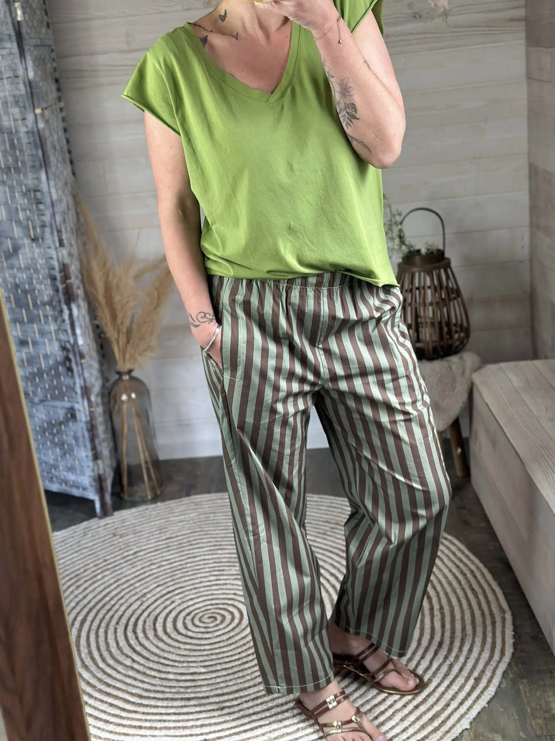 Tee shirt colour – Image 2