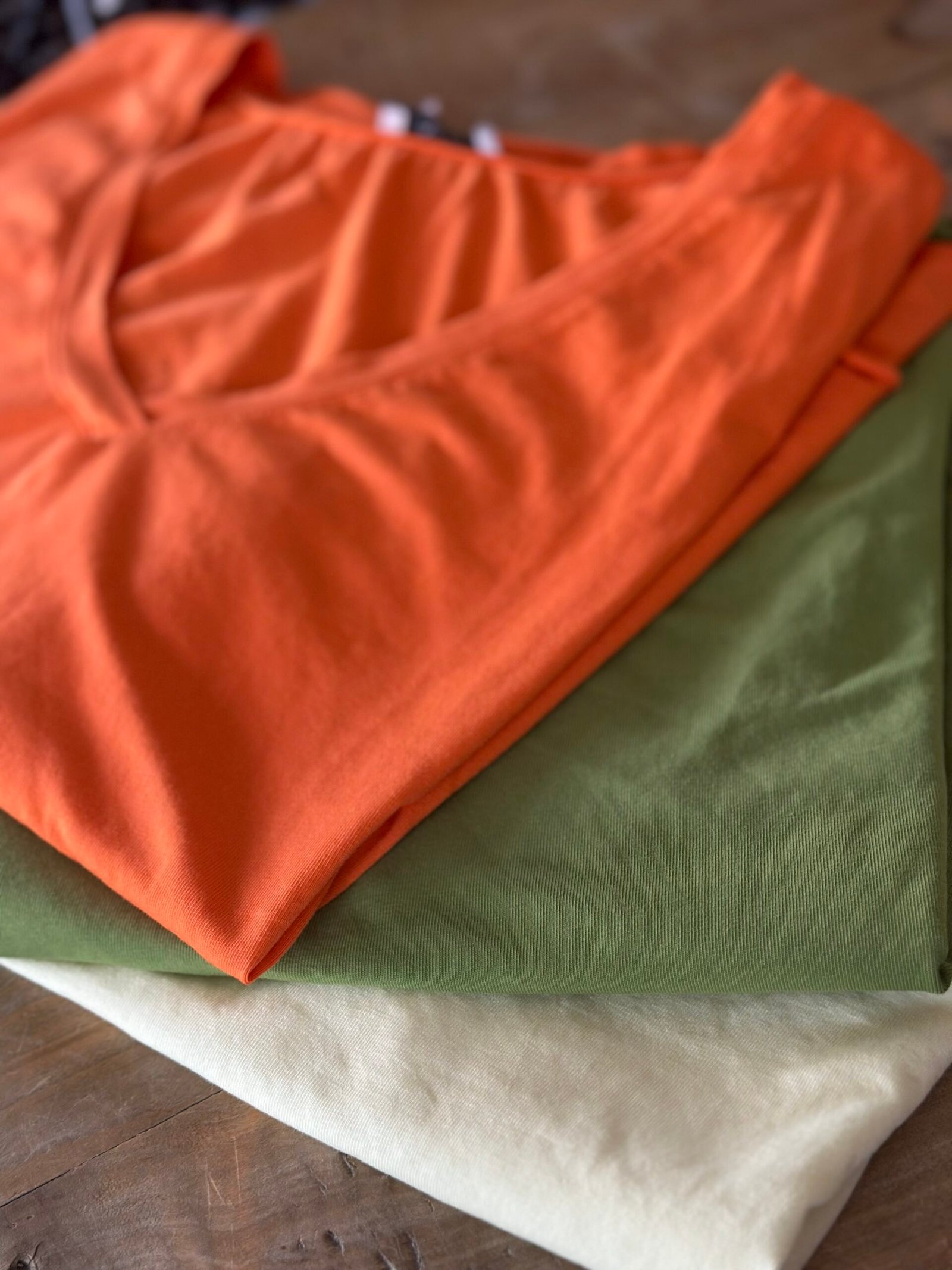 Tee shirt colour